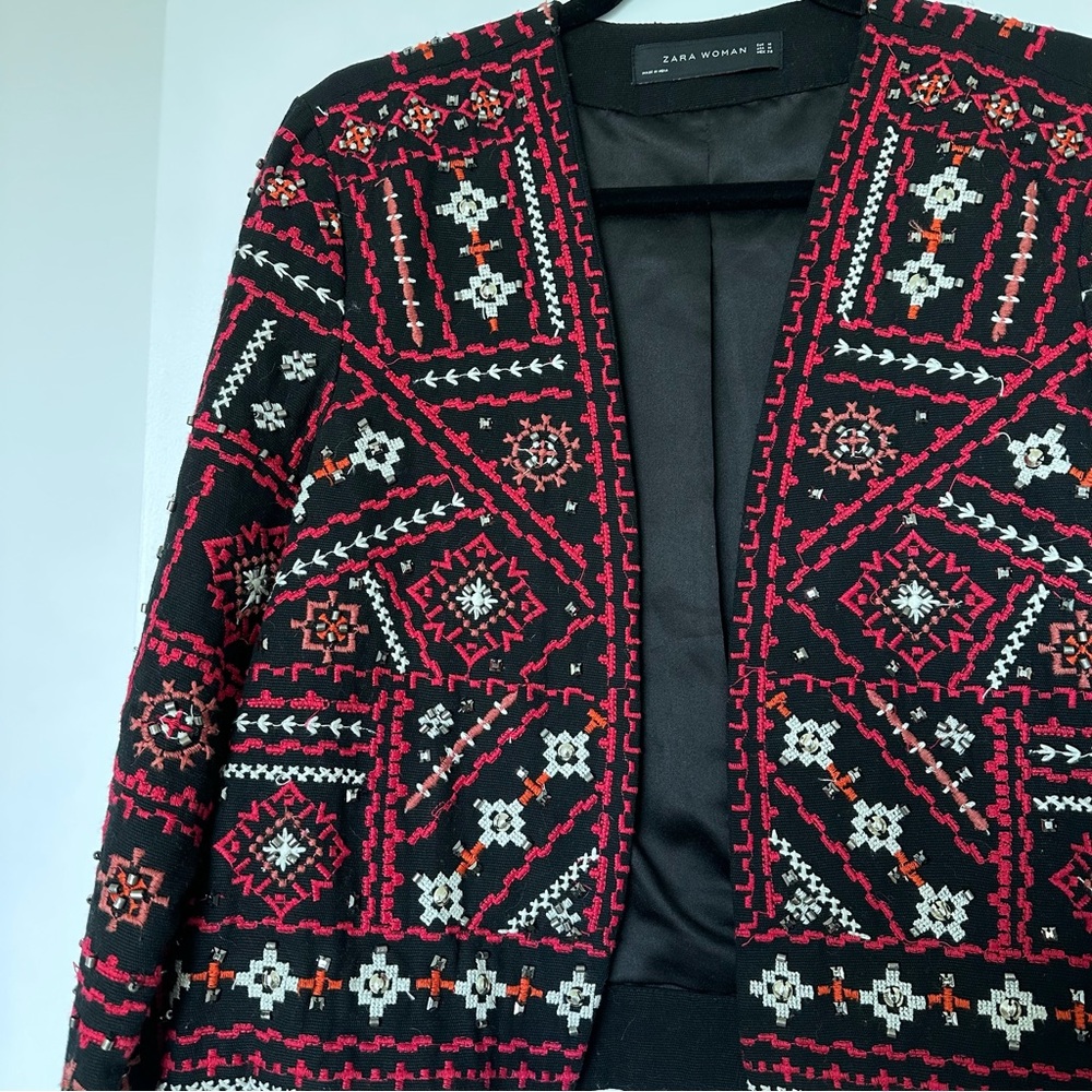 ZARA Ethnic Boho Embroidered Jacket Red Black Beaded Embellished Medium - Picture 3 of 16